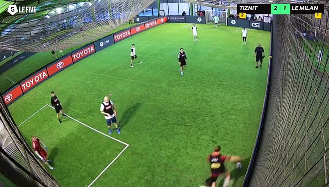 TIZNIT - Le Milan CassÉ 05/05 à 20:43 - Football Terrain Toyota (LeFive Valenciennes)