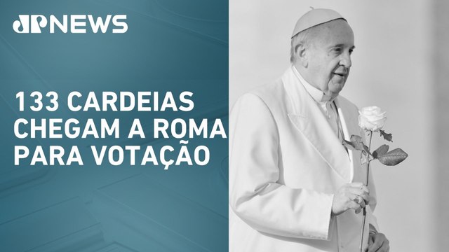 Quem será o novo papa? Cardeais chegam ao Vaticano para o conclave