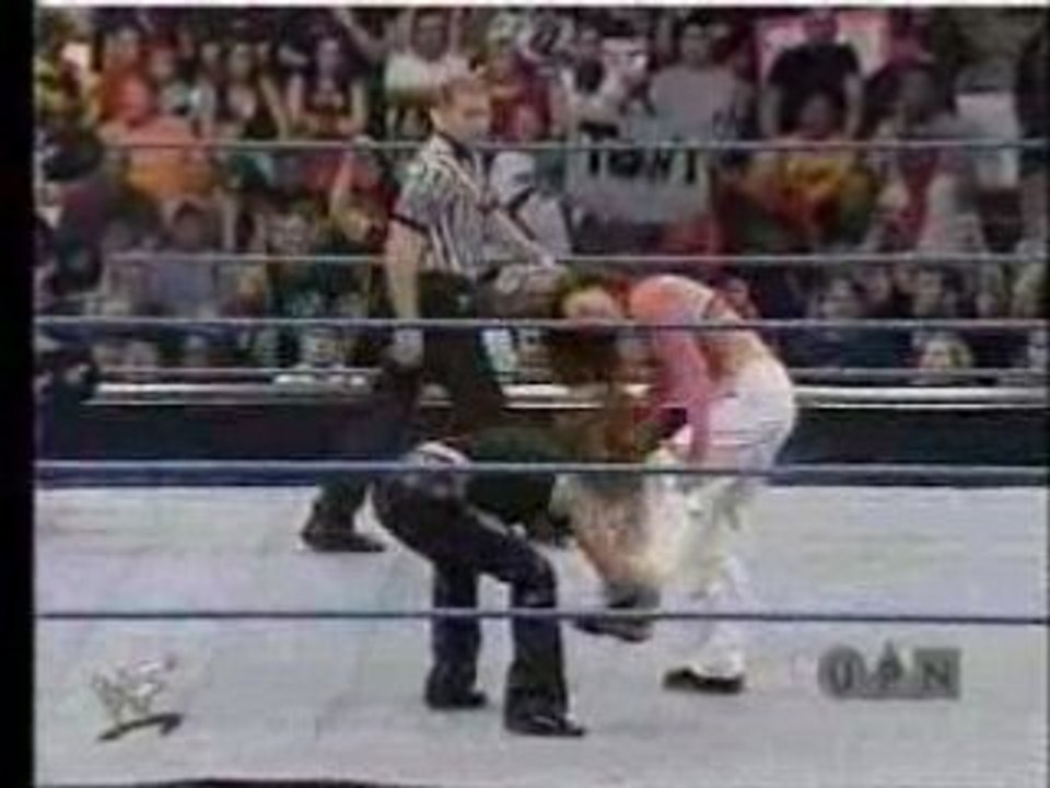 Ivory vs. Lita 23-08-01