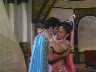 Jayaprada Hot Armpit Show with Jeetendra Pataal Bhairavi