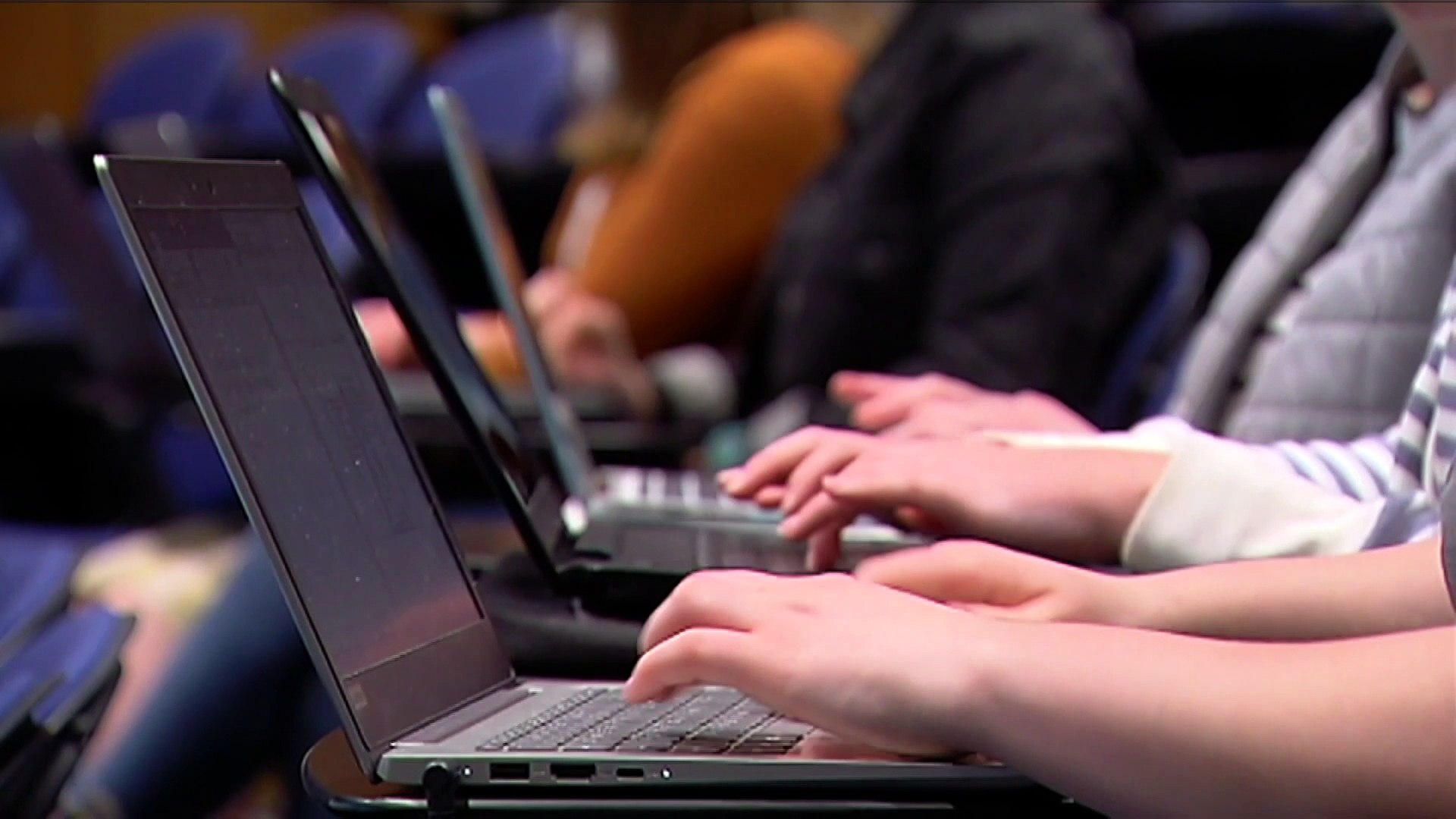 ⁣AI-based job application selection process may present legal risks