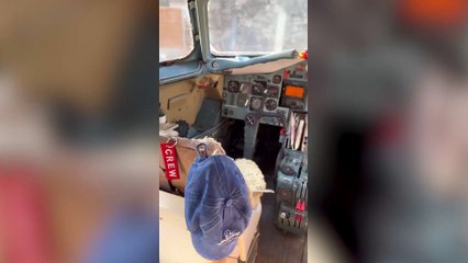 Dolgellau: Dad turns 1970s private jet into tiny home