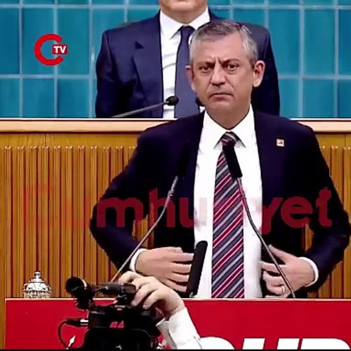 Özgür Özel Meclis Grup Toplantısı'nda konuşuyor: Cevabımızı yarın Beyazıt'ta vereceğiz!