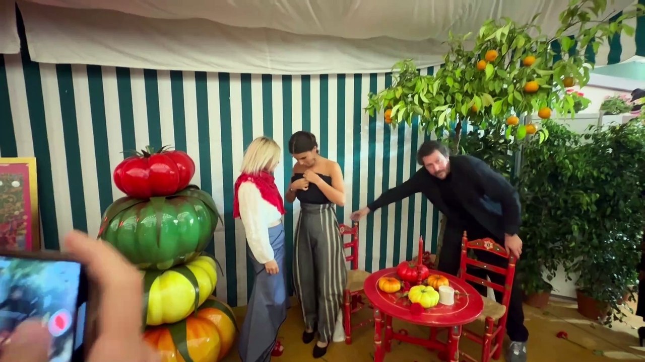 Sevilla se convierte en un desfile de moda: Los mejores looks del arranque de la Feria de Abril