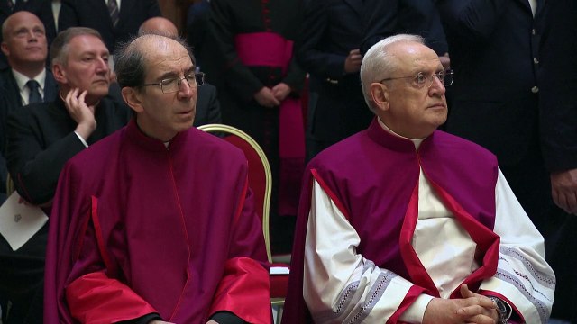Cardeais iniciam isolamento no Vaticano para o conclave