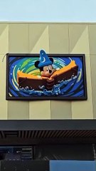 Insegna negozio LEGO a Disneyland Paris