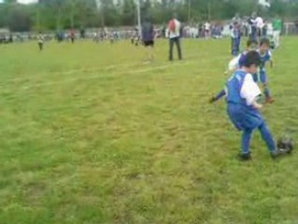 lucas foot bassens.1a1.premiere petite victoire.lormont