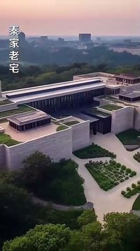 After bankruptcy, her dad sold her to the Qin heir—he insulted her, but her scent cured his illness, and he fell hopelessly for her.