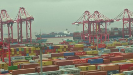 중, 4월 차이신서비스업 PMI 50.7...관세 영향 7개월 만에 최저 / YTN