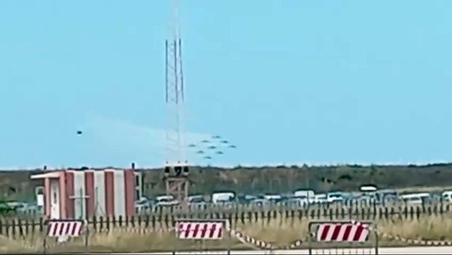 Incidente per tre aerei delle Frecce tricolori a Pantelleria: collisione in volo, poi la caduta