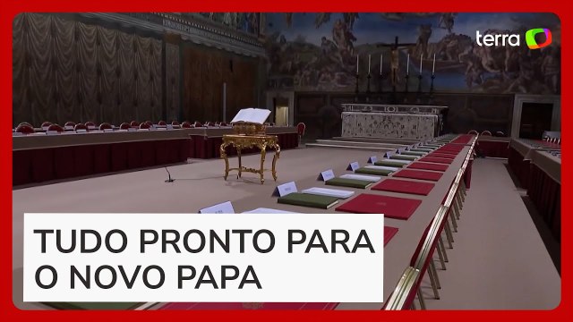 Veja imagens da Capela Sistina pronta para eleição do novo papa