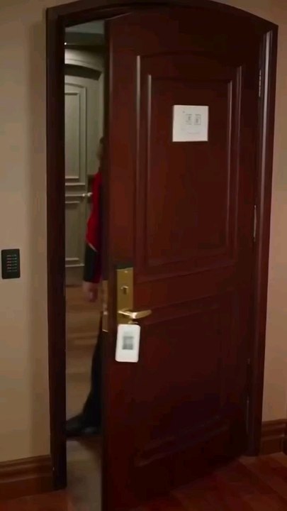 Şafak Sezer belboy olunca