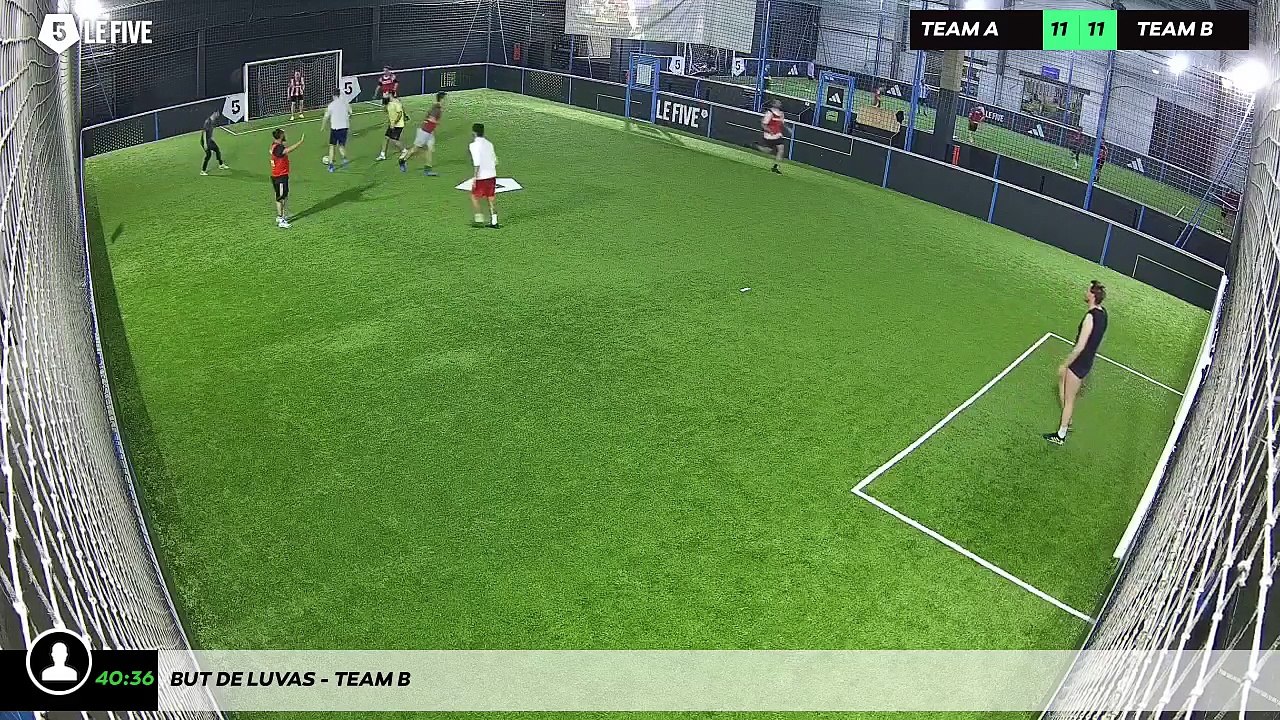 But de Luvas - Team B