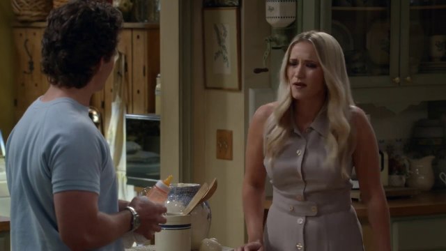 Georgie & Mandy's First Marriage 1x02_ Mandy Is Young and Perky, Too!