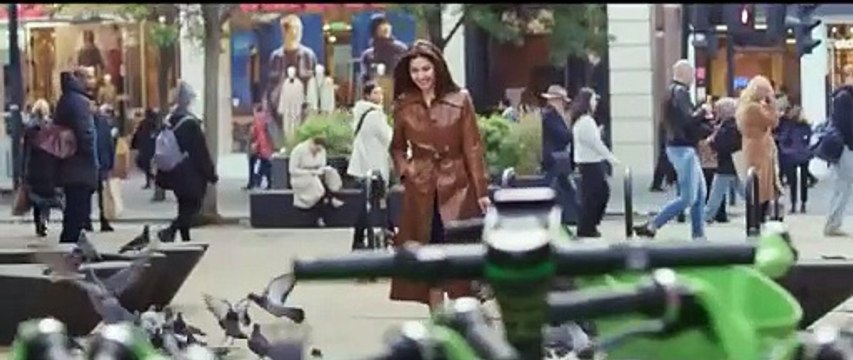 Love guru official trailer... Humayun saeed, mahira vkhan v#aryfilms