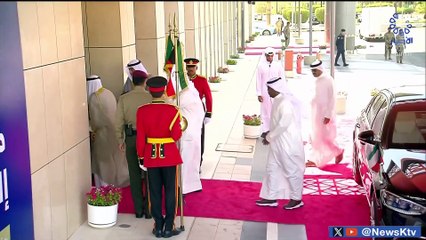 وصول صاحب السمو الأمير الشيخ مشعل الأحمد ليشمل برعايته وحضوره حفل تكريم متفوقي "التطبيقي"