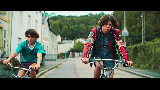 Sus hijos después de ellos - Tráiler oficial VOSE