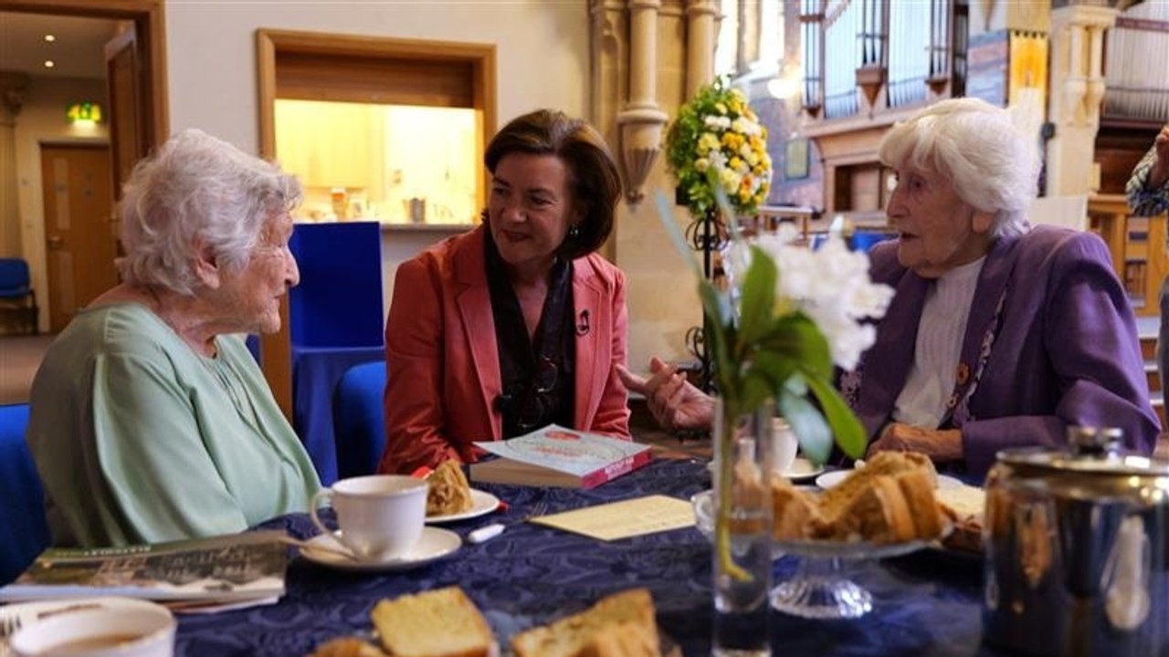 101-year-old Welsh WW2 codebreakers honoured for Bletchley Park work