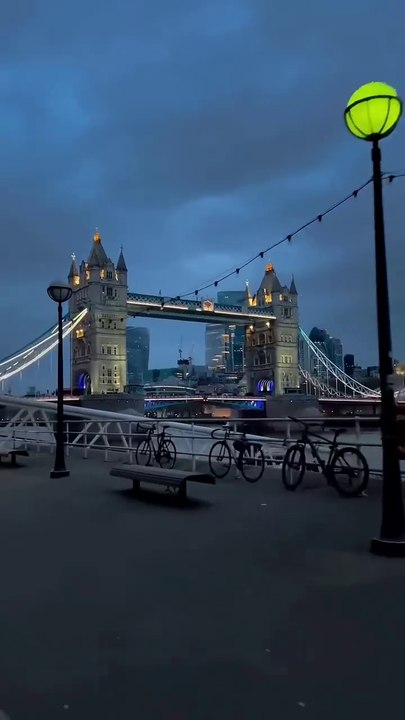Best_Places_to_visit_in_London,_United_Kingdom___UK_Best_Places___Travel_London__(720p)