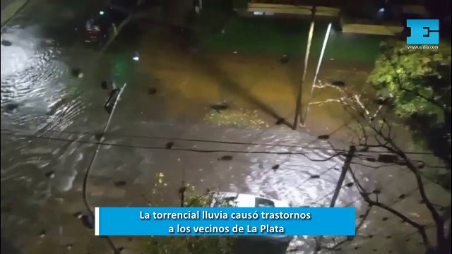 Cuanto llovió en La Plata, barrio por barrio: el diluvio causó trastornos a los vecinos esta madrugada
