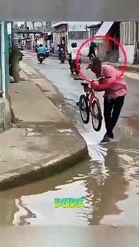 Bike Trap Catches Thief in Broad Daylight.