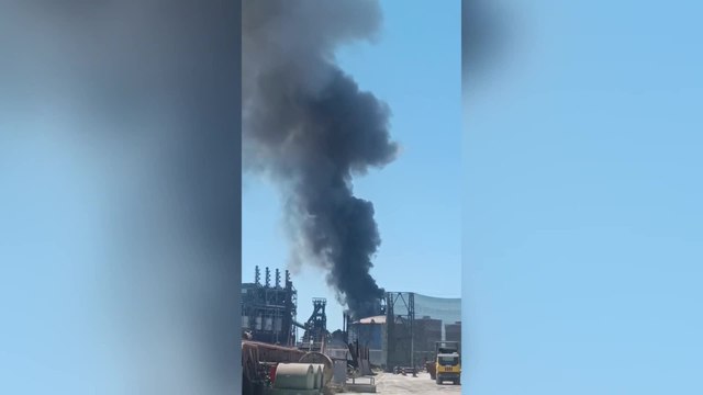L’incendio di un altoforno dell’ex Ilva di Taranto