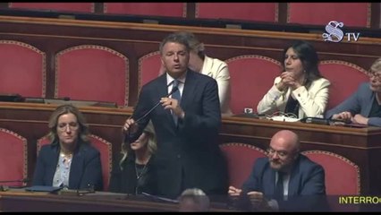 Meloni a Renzi: "Non mi dimetto se sconfitta al referendum"