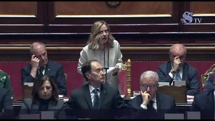 Meloni: su acquisto Gnl da Usa valutiamo in base a un nostro vantaggio