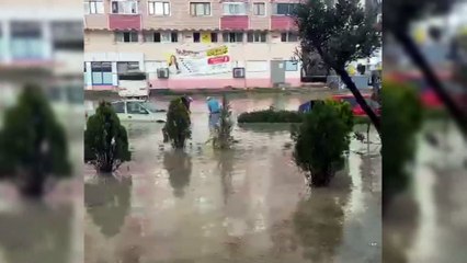 Boyabat'ta sağanak ardından taşkın yaşandı