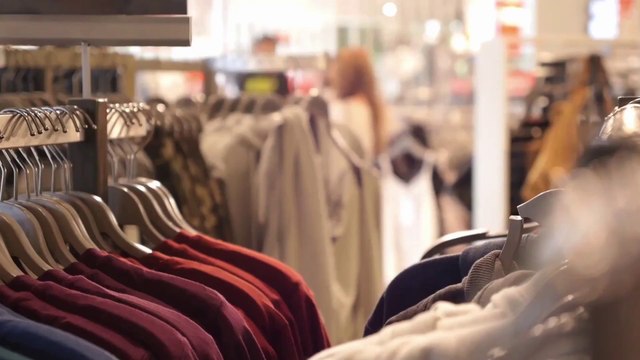 Vendite al dettaglio in calo a marzo