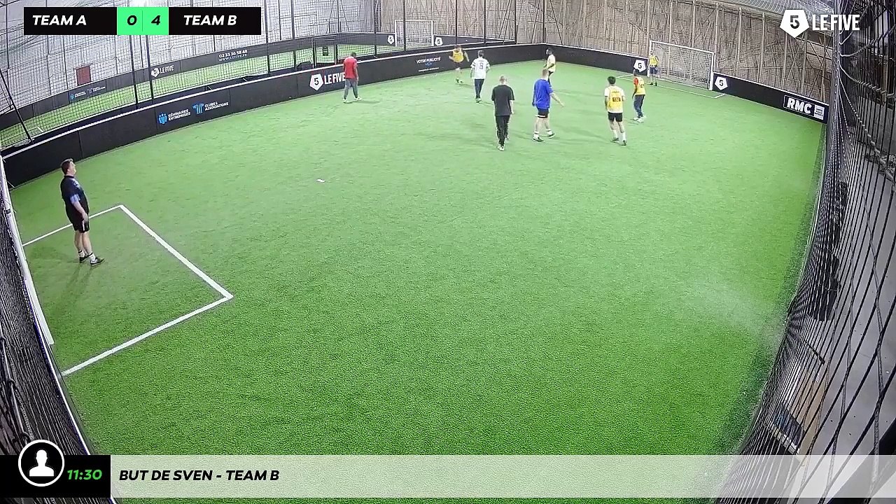 But de Sven - Team B