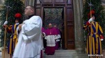 Conclave, chiuse le porte della Cappella Sistina con l'extra omnes