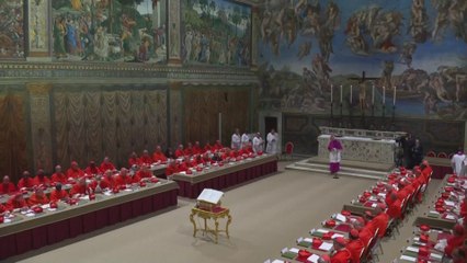 "133 hombres eligen a otro varón como cabeza de una Iglesia formada fundamentalmente por mujeres"