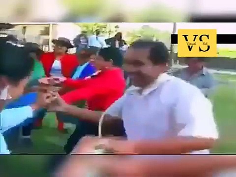 56. Que Buena Raza