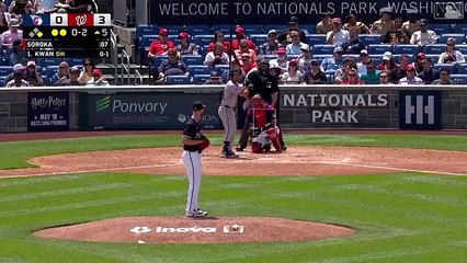 Keibert Ruiz atrapa a otro corredor en intento de robo