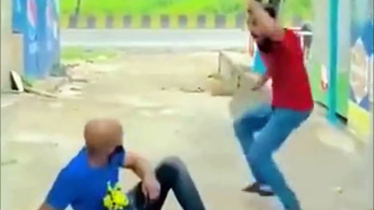 افضل مقاطع مضحكة جدا 🤣 _ تحدي الضحك 🤣_ مواقف تموت من الضحك 🤣