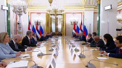 Díaz-Canel reafirma unidad de Cuba con Rusia en encuentro con Putin