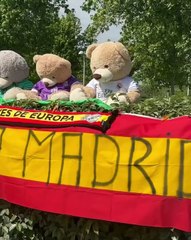 Fans Real Madrid Menunjukkan Dukungan Untuk Inter dan Monaco Usai Menyingkirkan Barcelona