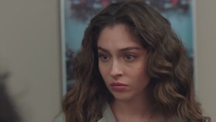 مسلسل ليلى الحلقة 32 مترجمة