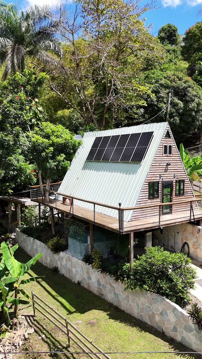 Airbnb Hidden Cabin