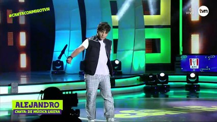 Alejandro la botó con "Música ligera"