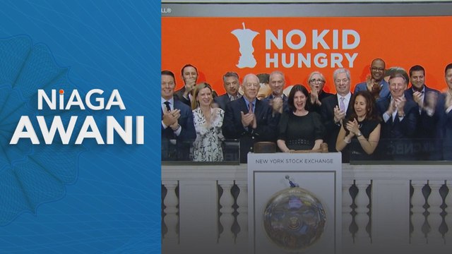 US stocks surge after FED holds interest rates steady