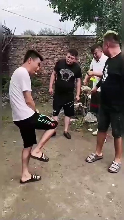 【318大乱斗】打神鞭🔥🔥🔥，狮王大获全胜Funniest Pranks Compilation 2025