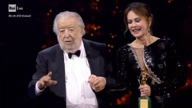 L'attacco di Pupi Avati al governo: «Borgonzoni è andata via? Ah no? Per il cinema dovete fare di più... e applaudite!»