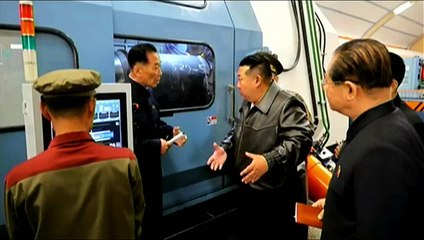 كيم جونغ-أون يتفقد مصانع ذخيرة في كوريا الشمالية