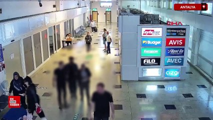 Antalya'da uyuşturucu ticareti yapan 2 şüpheli, havalimanında yakalandı