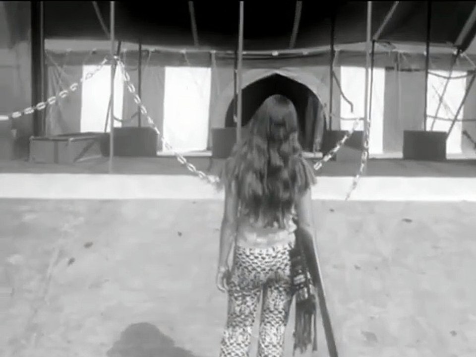 Johnny Hallyday – Reportage Concert à Saint-Lô (Télé Normandie – 30 Août 1972, Version 1)