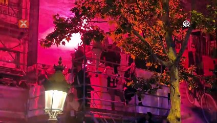 PSG finale yükseldi, Paris'te ortalık karıştı