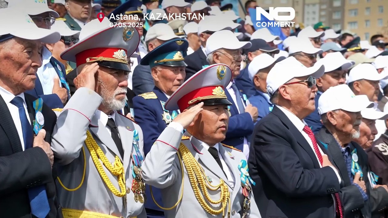رژه بزرگ نظامی به مناسبت هشتادمین سالگرد پایان جنگ جهانی دوم در قزاقستان