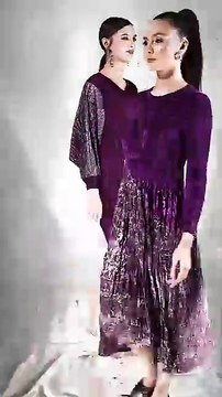 Pleated dresses: Where classic meets contemporary